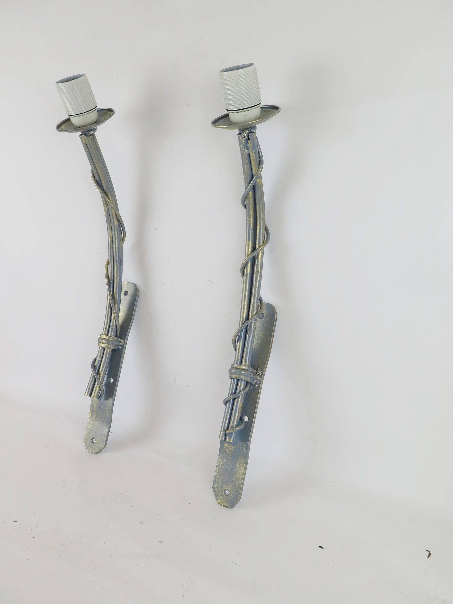 PAIR OF WALL LIGHTS IN ARTISTIC WROUGHT IRON HANDMADE WALL LIGHT CH4