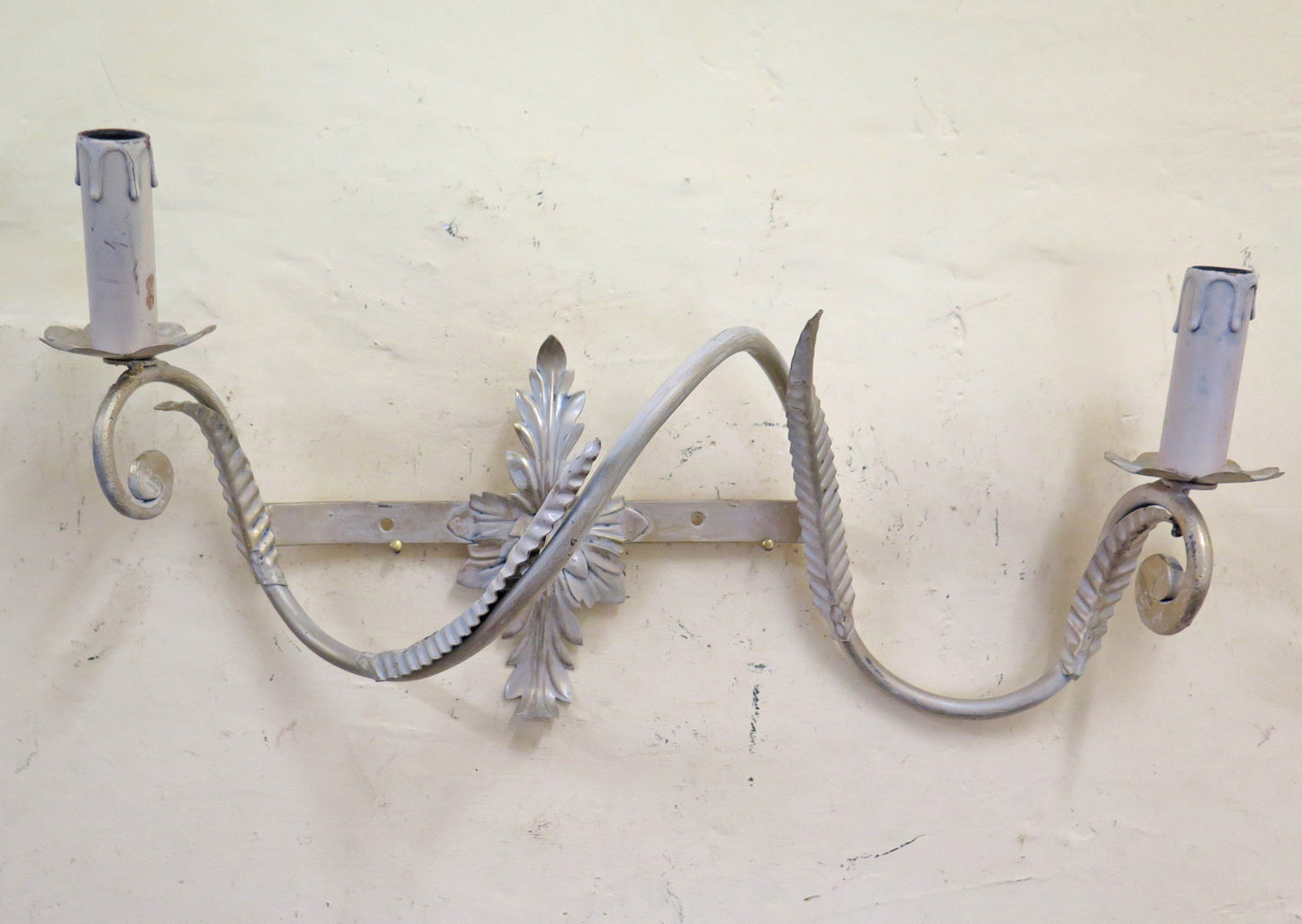 OLD WROUGHT IRON APPLIQUE FLORAL STYLE HAND FORGED SPIRAL CH34